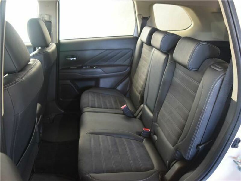 OUTLANDER PHEV