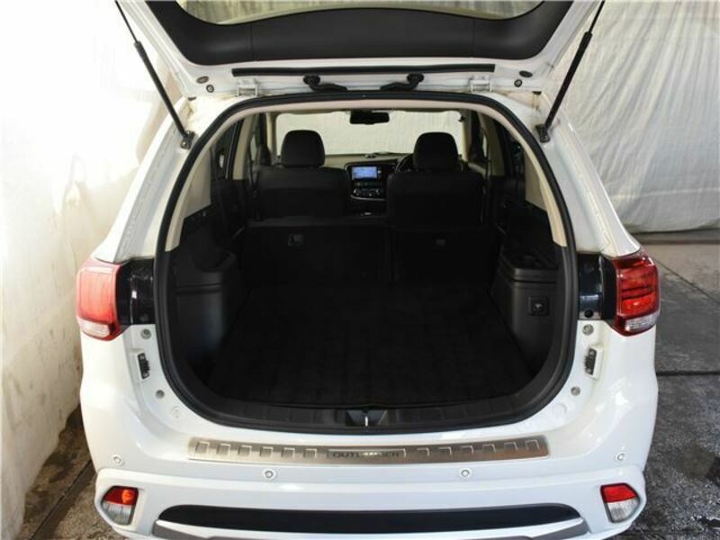 OUTLANDER PHEV