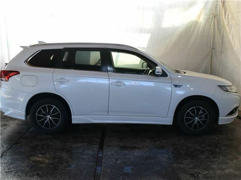 OUTLANDER PHEV