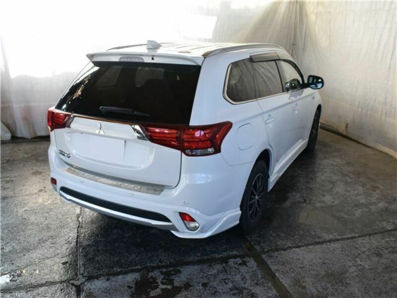 OUTLANDER PHEV