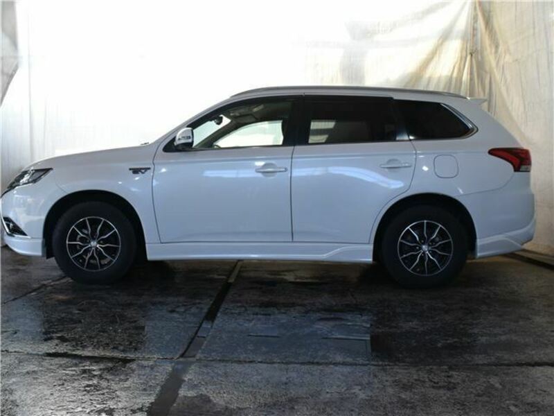 OUTLANDER PHEV