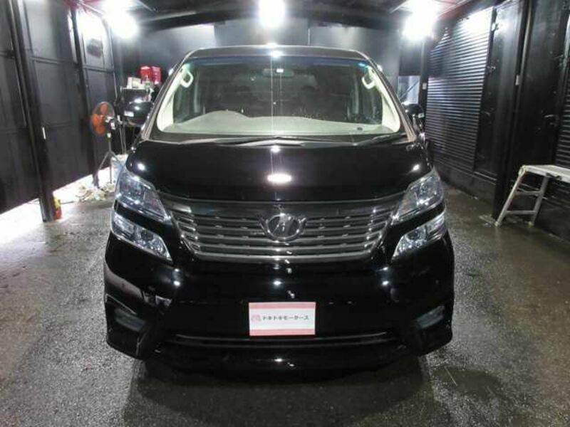 VELLFIRE-11