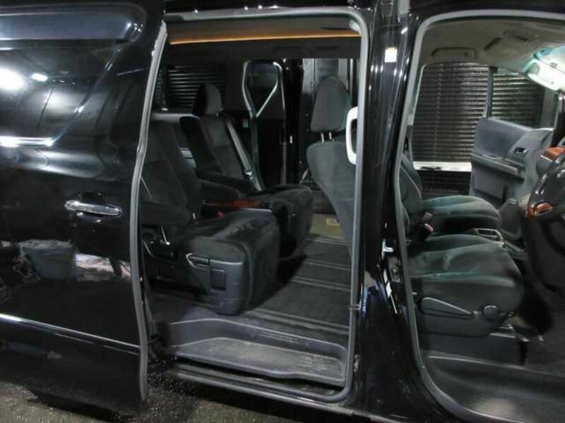 VELLFIRE-13
