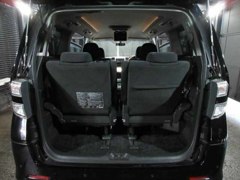 VELLFIRE-15