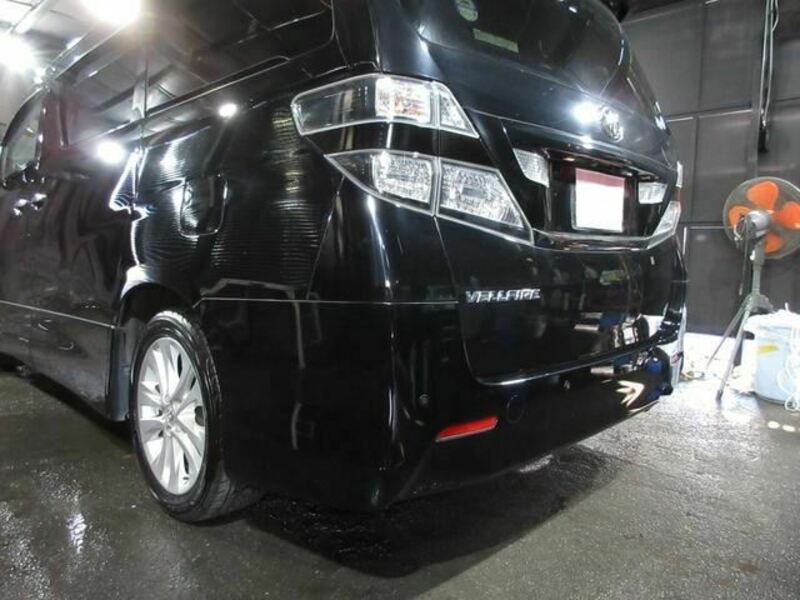 VELLFIRE-31