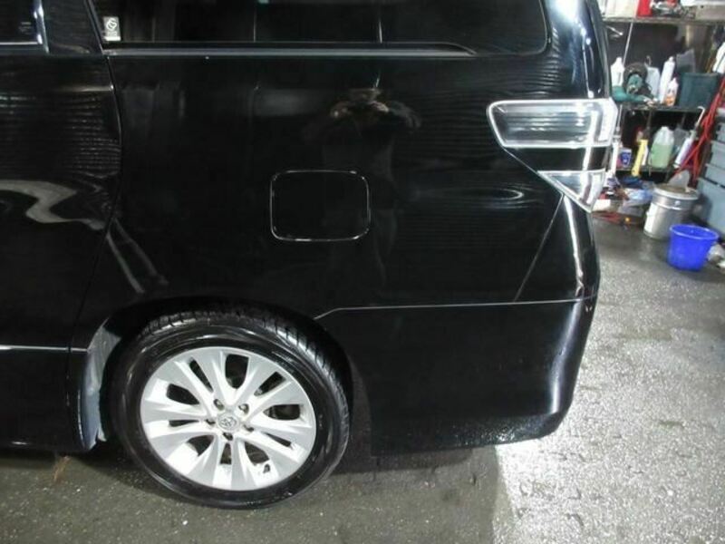 VELLFIRE-32