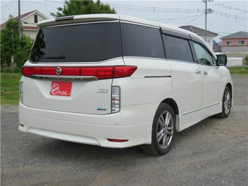 ELGRAND-8