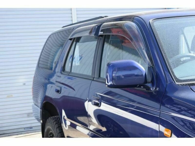 HILUX SURF