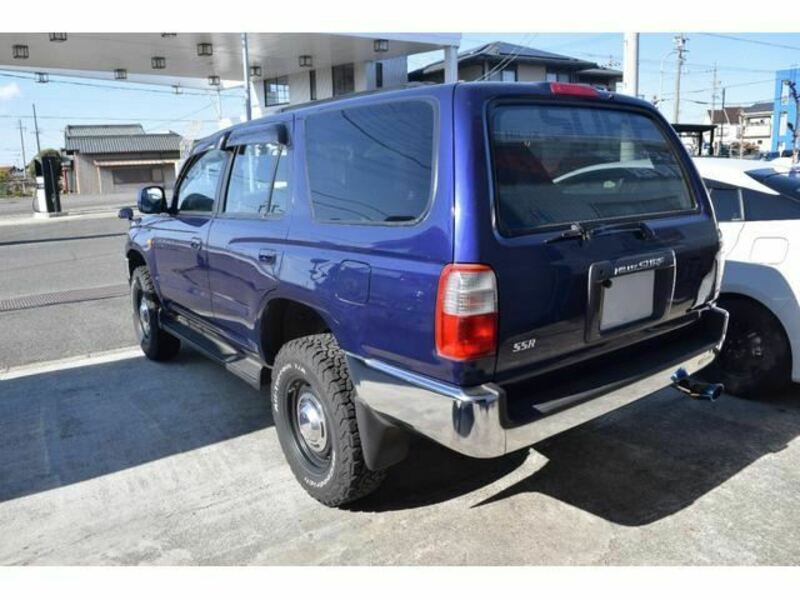 HILUX SURF