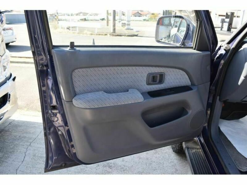 HILUX SURF