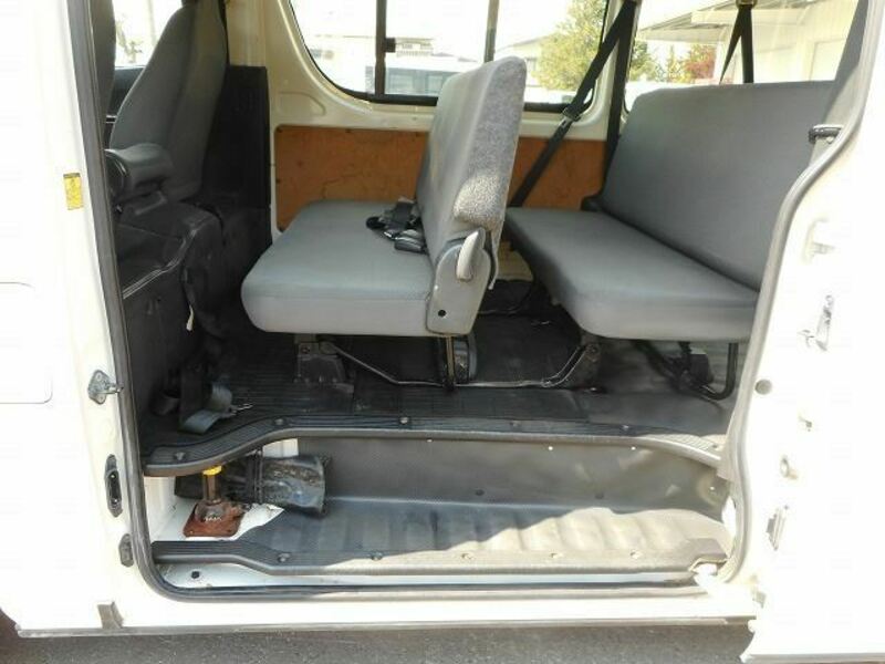 HIACE VAN