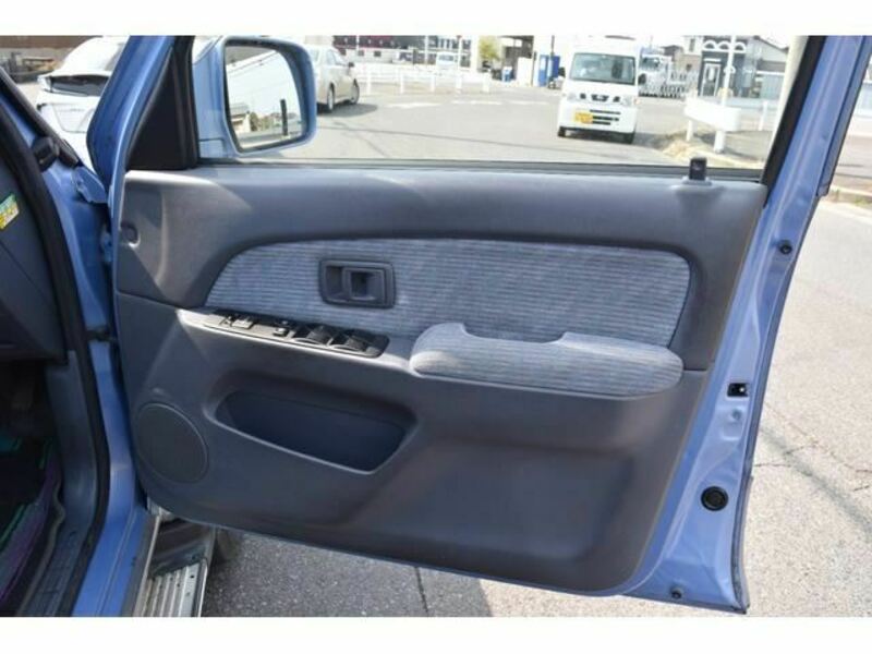 HILUX SURF