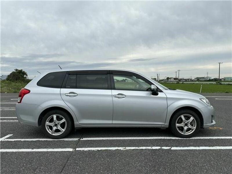 COROLLA FIELDER