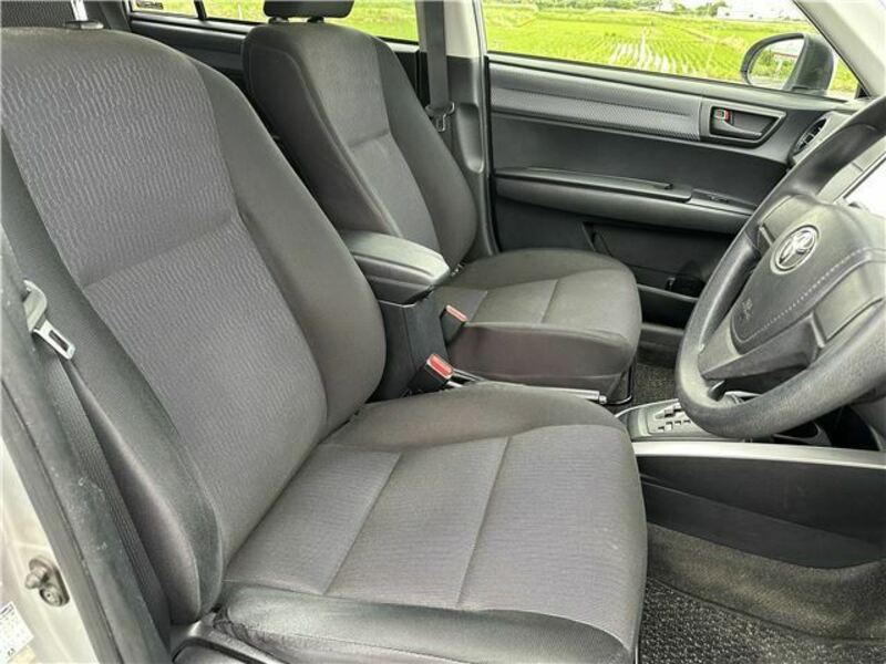 COROLLA FIELDER