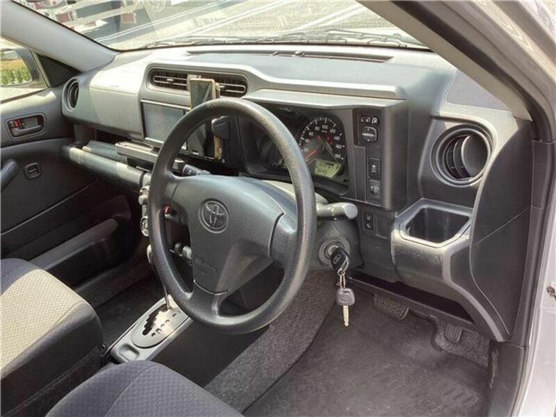 SUCCEED VAN