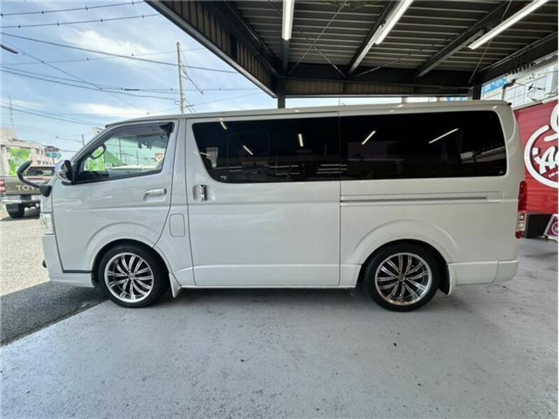 HIACE