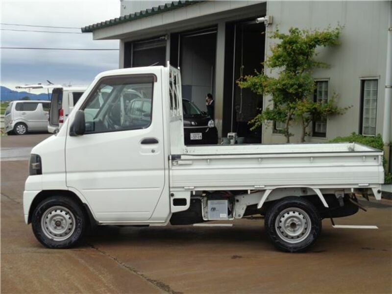 CLIPPER TRUCK