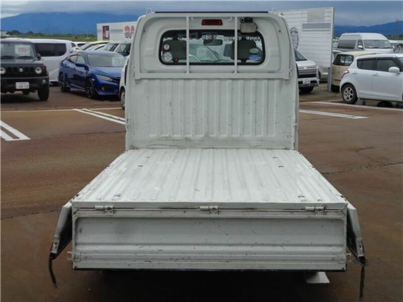 CLIPPER TRUCK