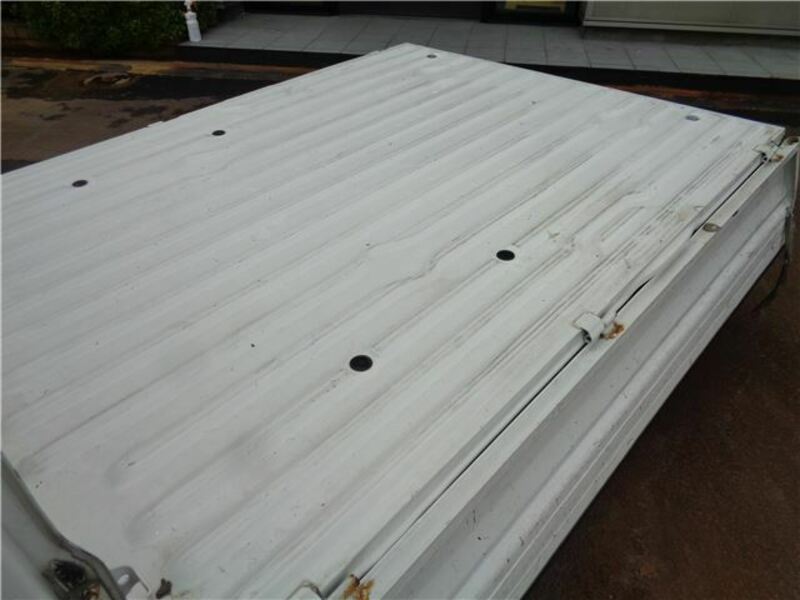 CLIPPER TRUCK