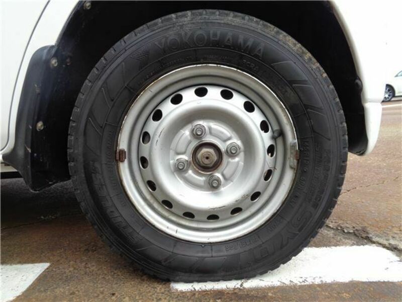 CLIPPER TRUCK