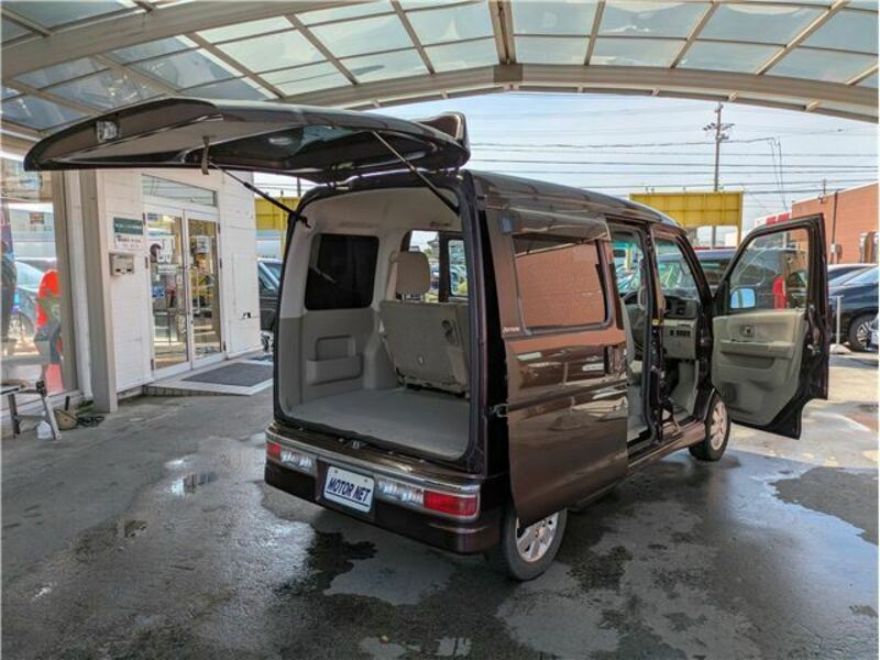 ATRAI WAGON