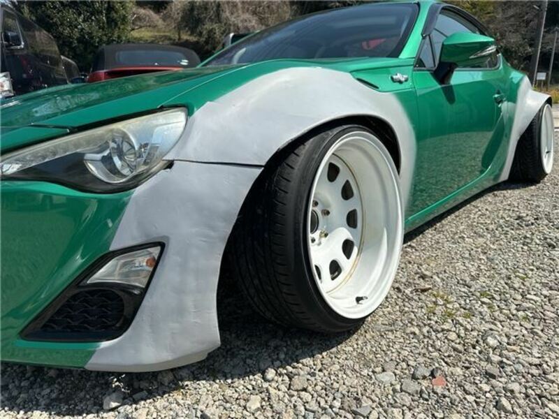 86