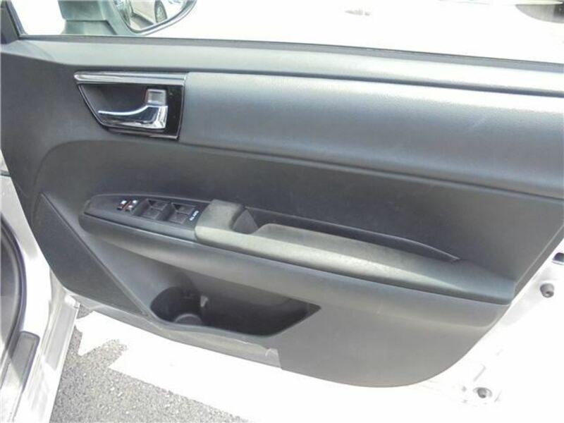 COROLLA FIELDER-14