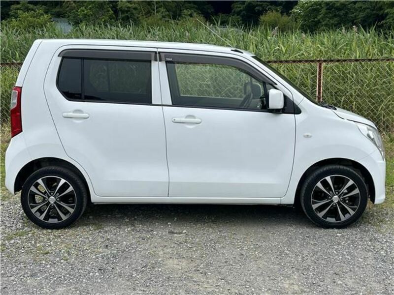 WAGON R-8