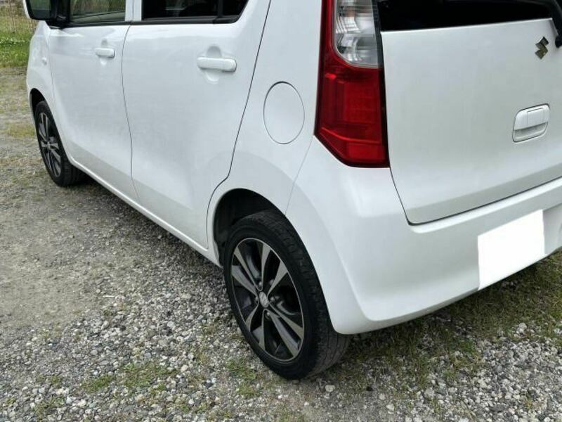 WAGON R-12