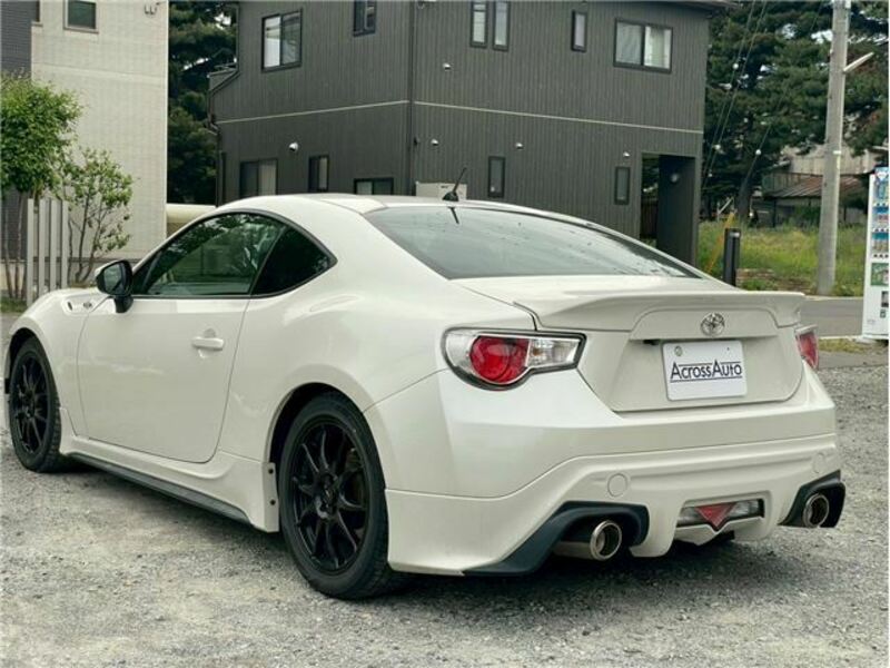 86