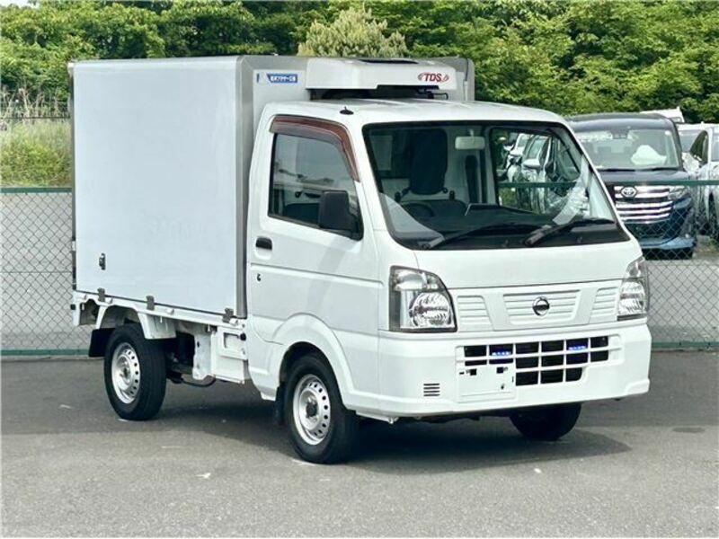 NISSAN CLIPPER TRUCK