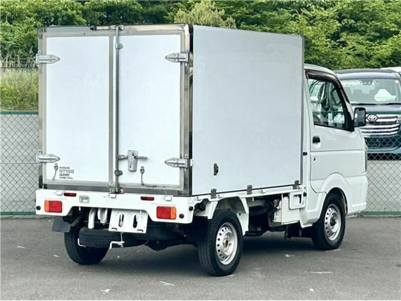 CLIPPER TRUCK