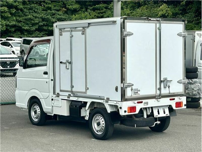 CLIPPER TRUCK