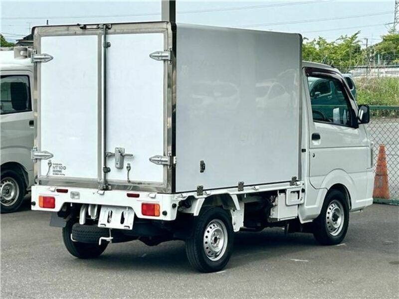 CLIPPER TRUCK