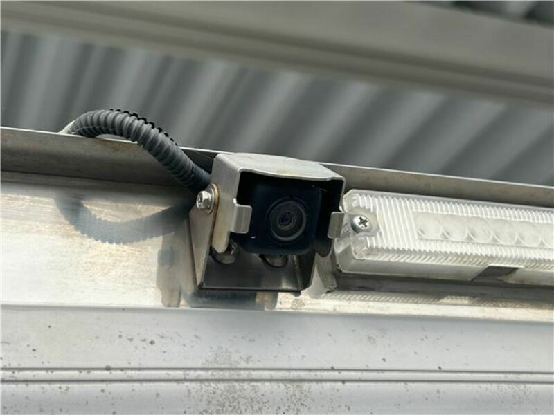 CLIPPER TRUCK