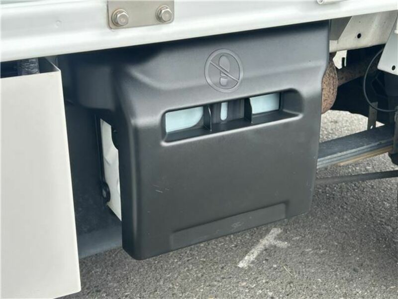 CLIPPER TRUCK