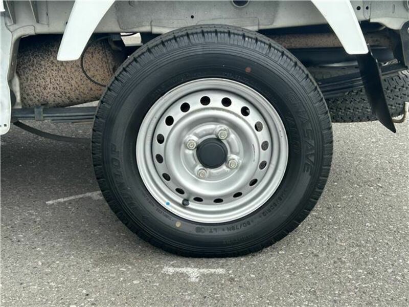 CLIPPER TRUCK