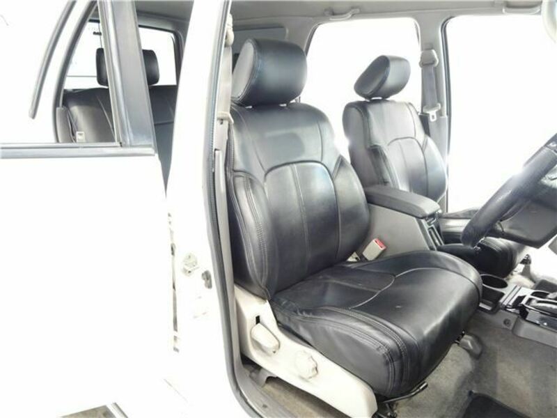 HILUX SURF