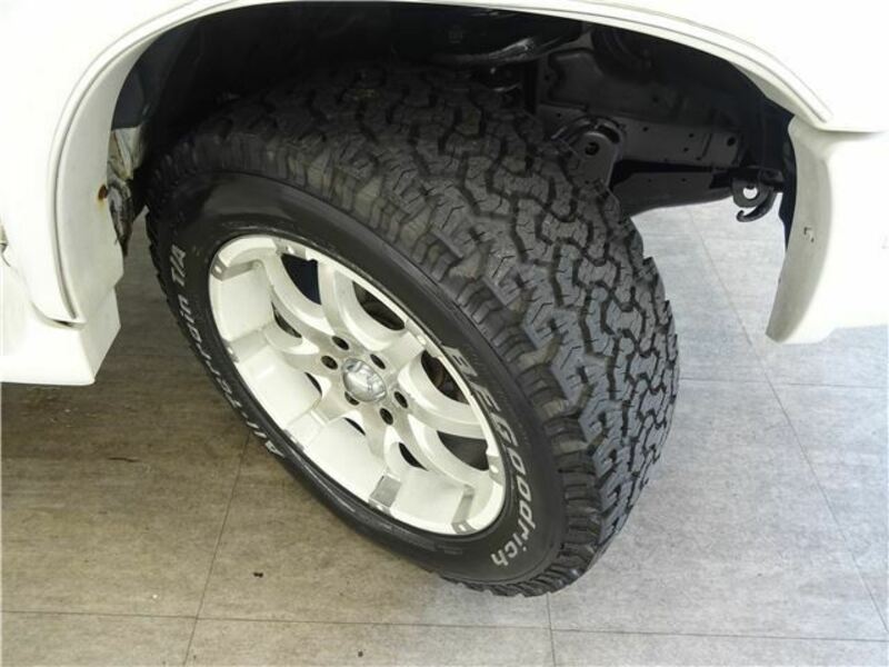 HILUX SURF