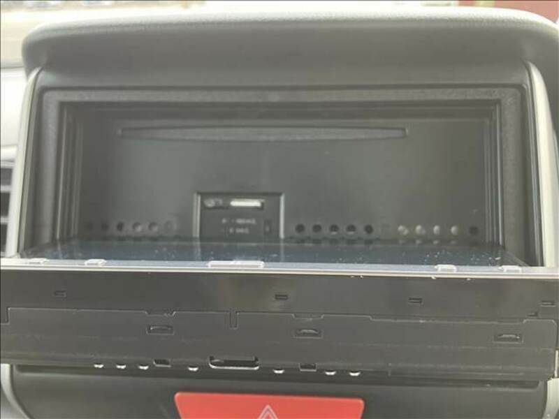 N BOX
