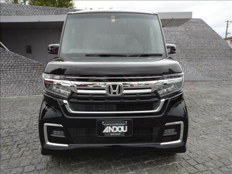N BOX