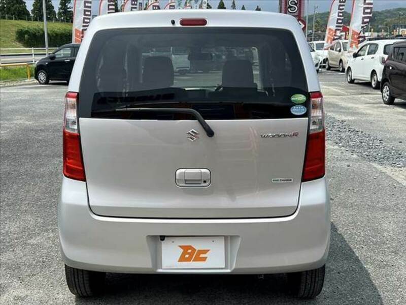 WAGON R-13