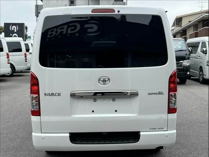 HIACE VAN