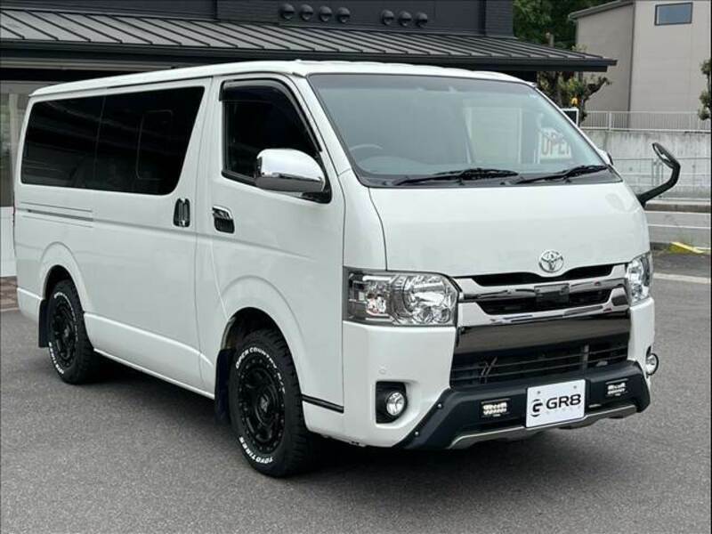HIACE VAN