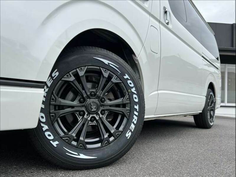 HIACE VAN
