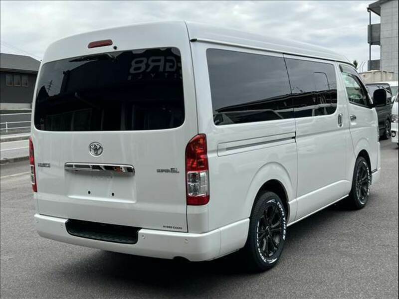 HIACE VAN
