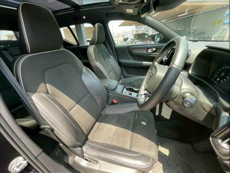 XC40