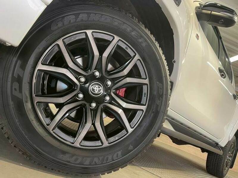 HILUX