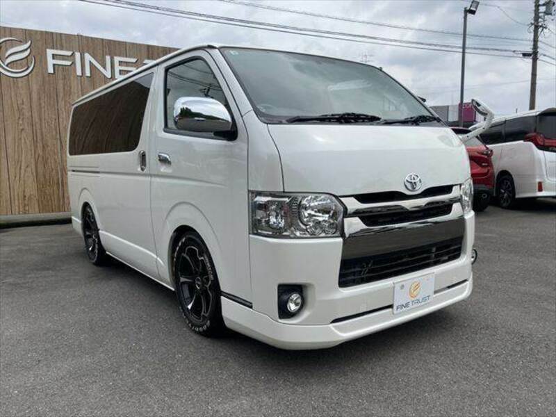 HIACE VAN