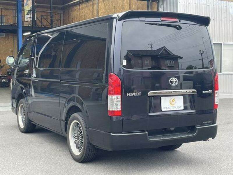 HIACE VAN